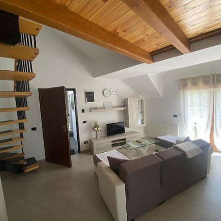 Apartman Galerija 오굴린 외부 사진
