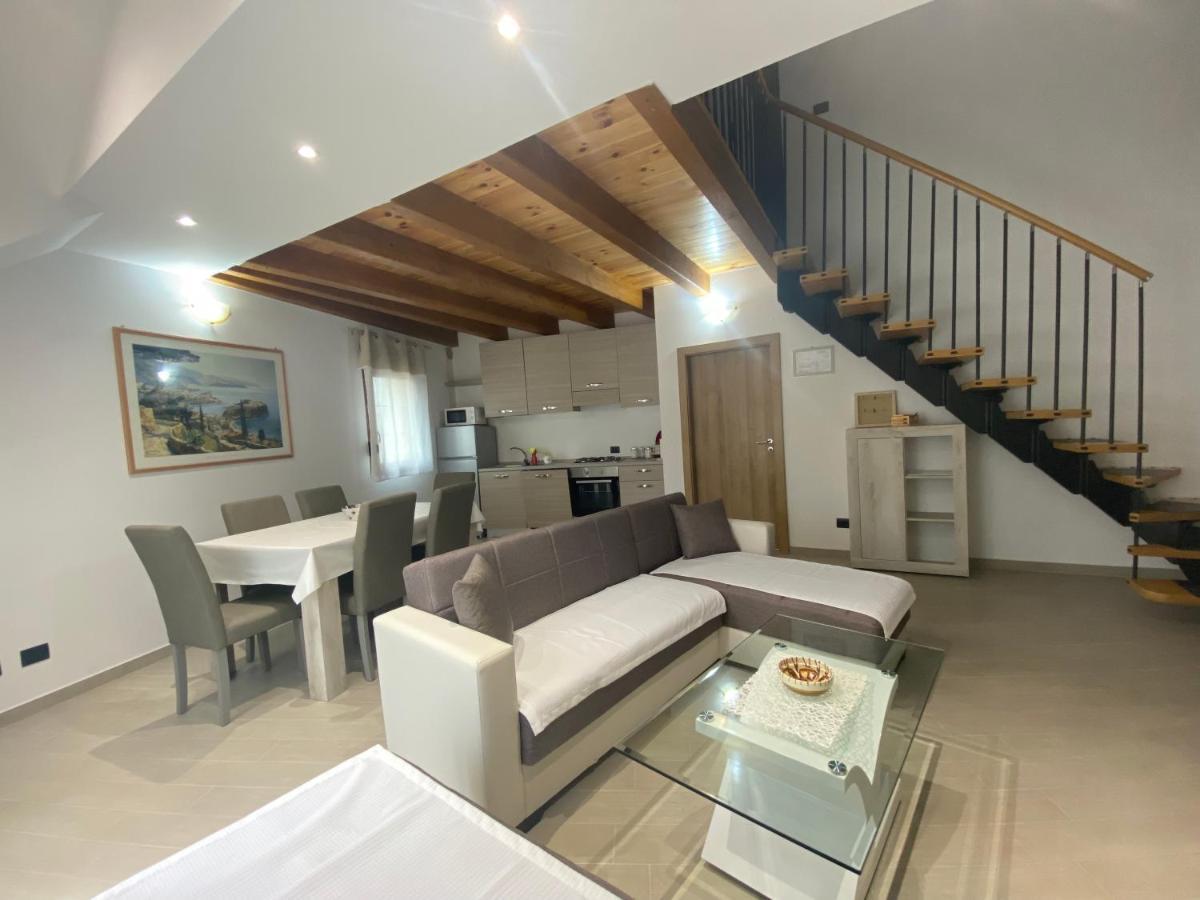 Apartman Galerija 오굴린 외부 사진