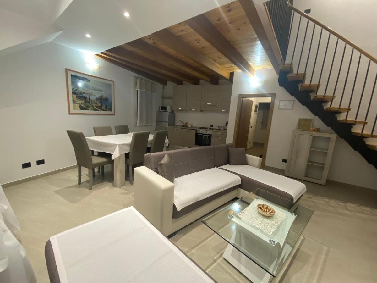 Apartman Galerija 오굴린 외부 사진