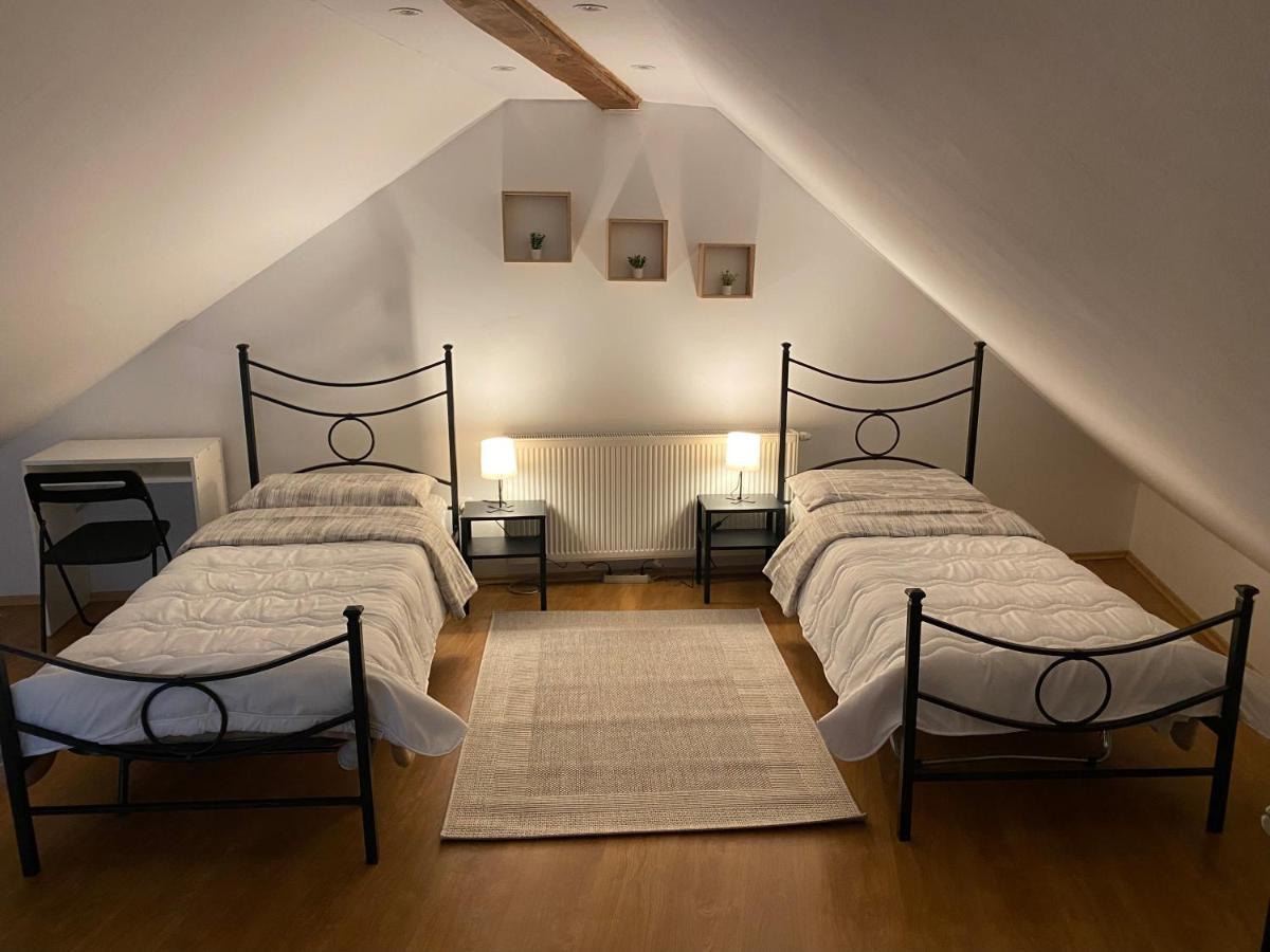 Apartman Galerija 오굴린 외부 사진