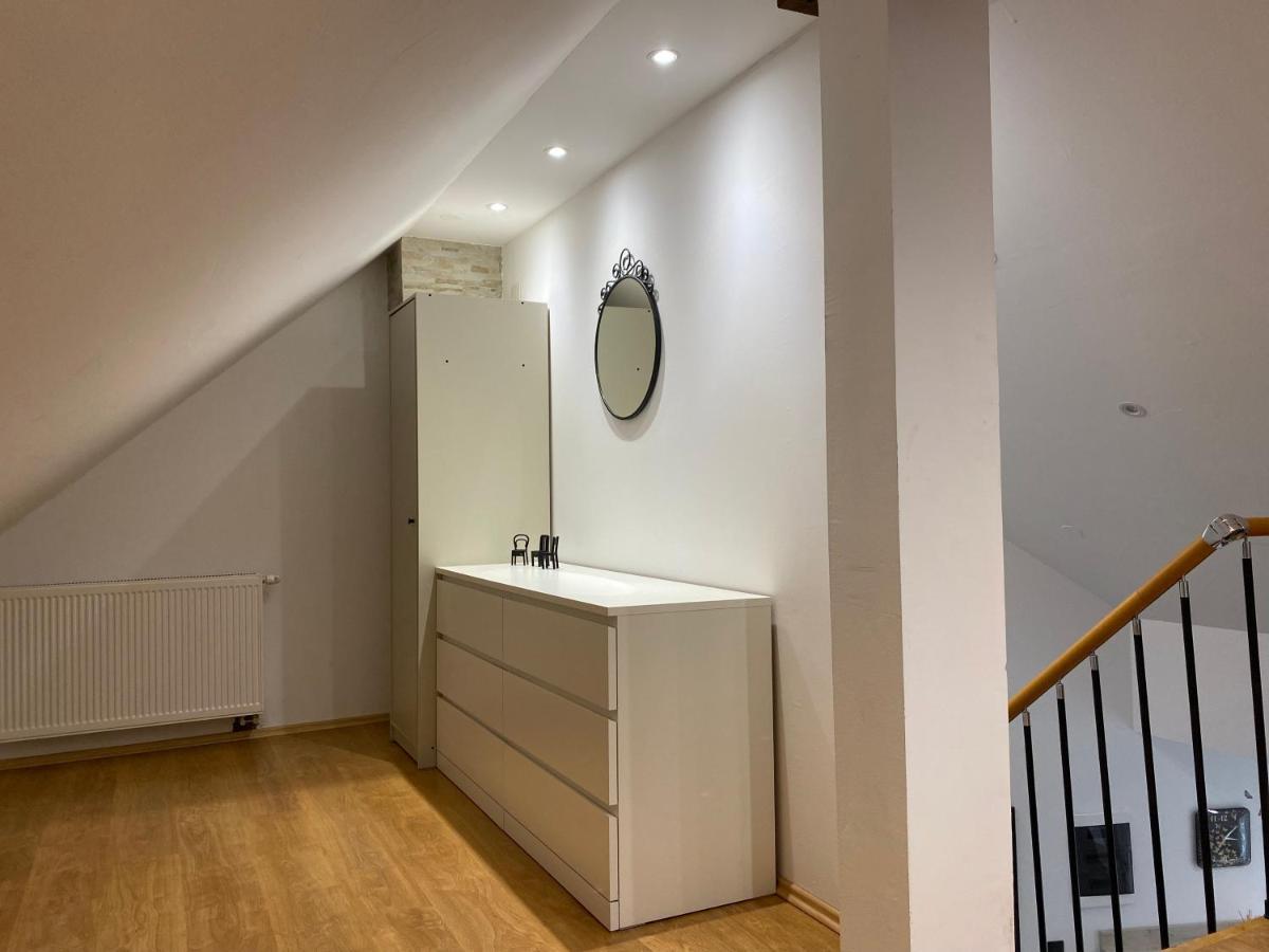 Apartman Galerija 오굴린 외부 사진